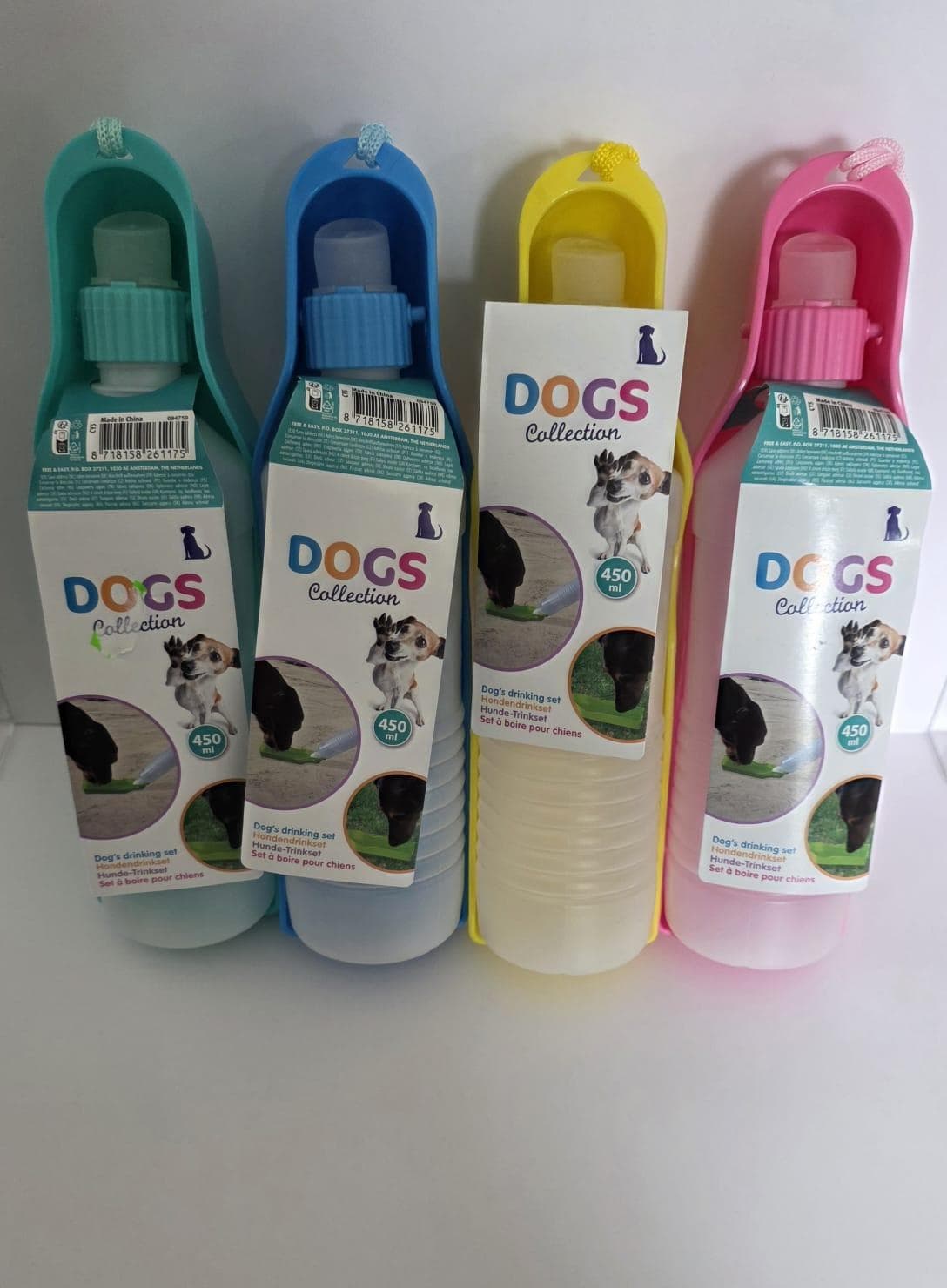 Dogs Collection Hunde-Trinkflasche mit ausklappbarem Napf  2-in-1 unterwegs Reise Flasche  Wasserflasche für Hunde (Farbe zufällig)